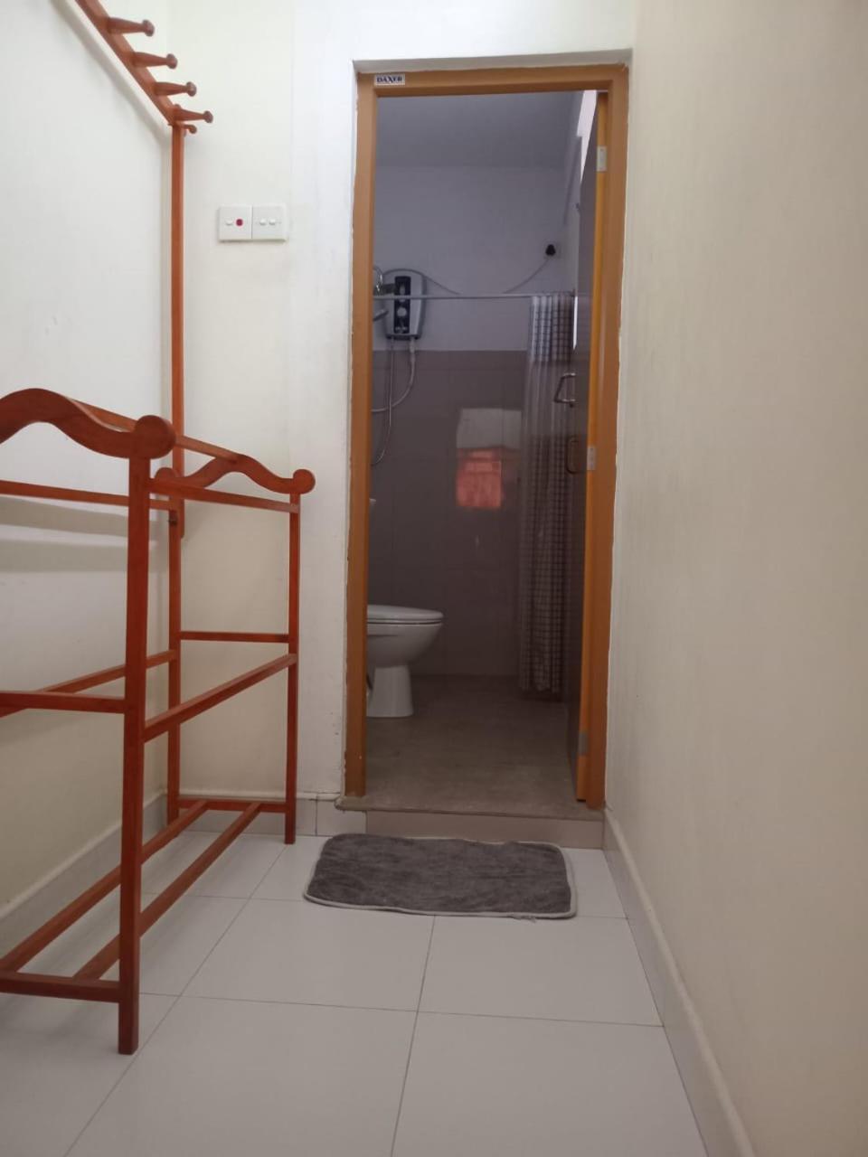 Ajanthas' Homestay Канді Екстер'єр фото